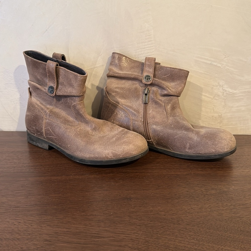 Birkenstock Sarnia womens ankle boots